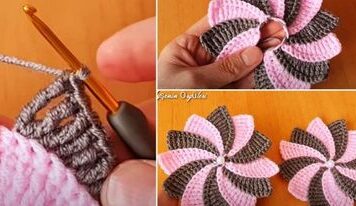 How to Crochet The Spiral Crochet Flower ? 343029672 751504580032409 3702552761980523382 n 2.j optimizedpg